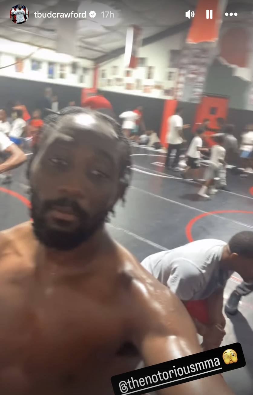 Terence Crawford le envía un mensaje a Conor McGregor en la práctica de lucha libre